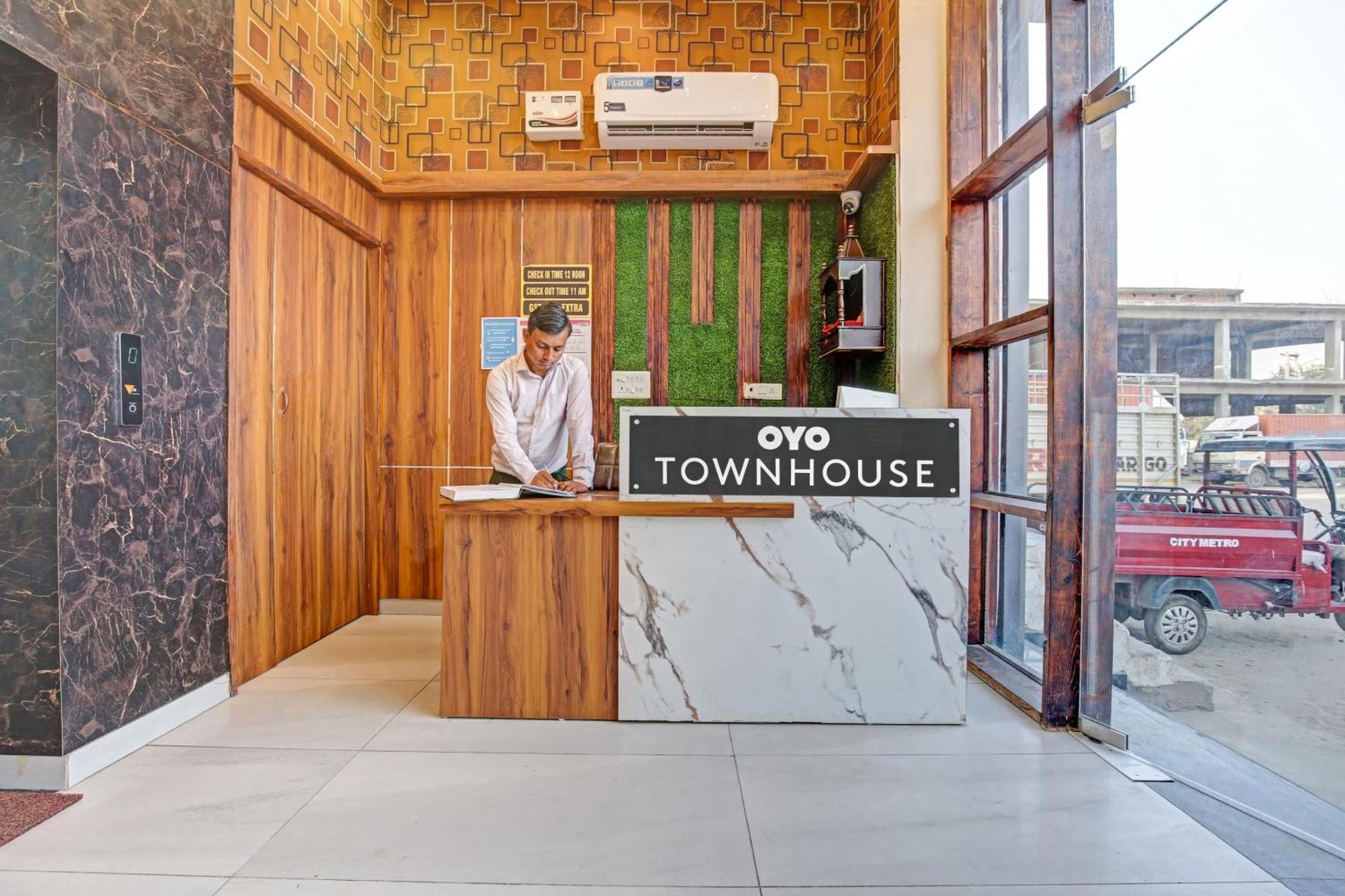 Hotel Townhouse Sky Ludhiana Zewnętrze zdjęcie